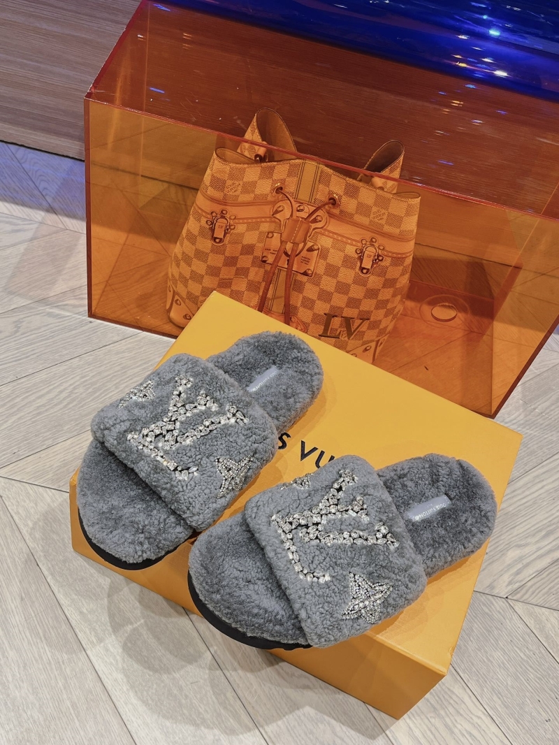 Louis Vuitton Slippers